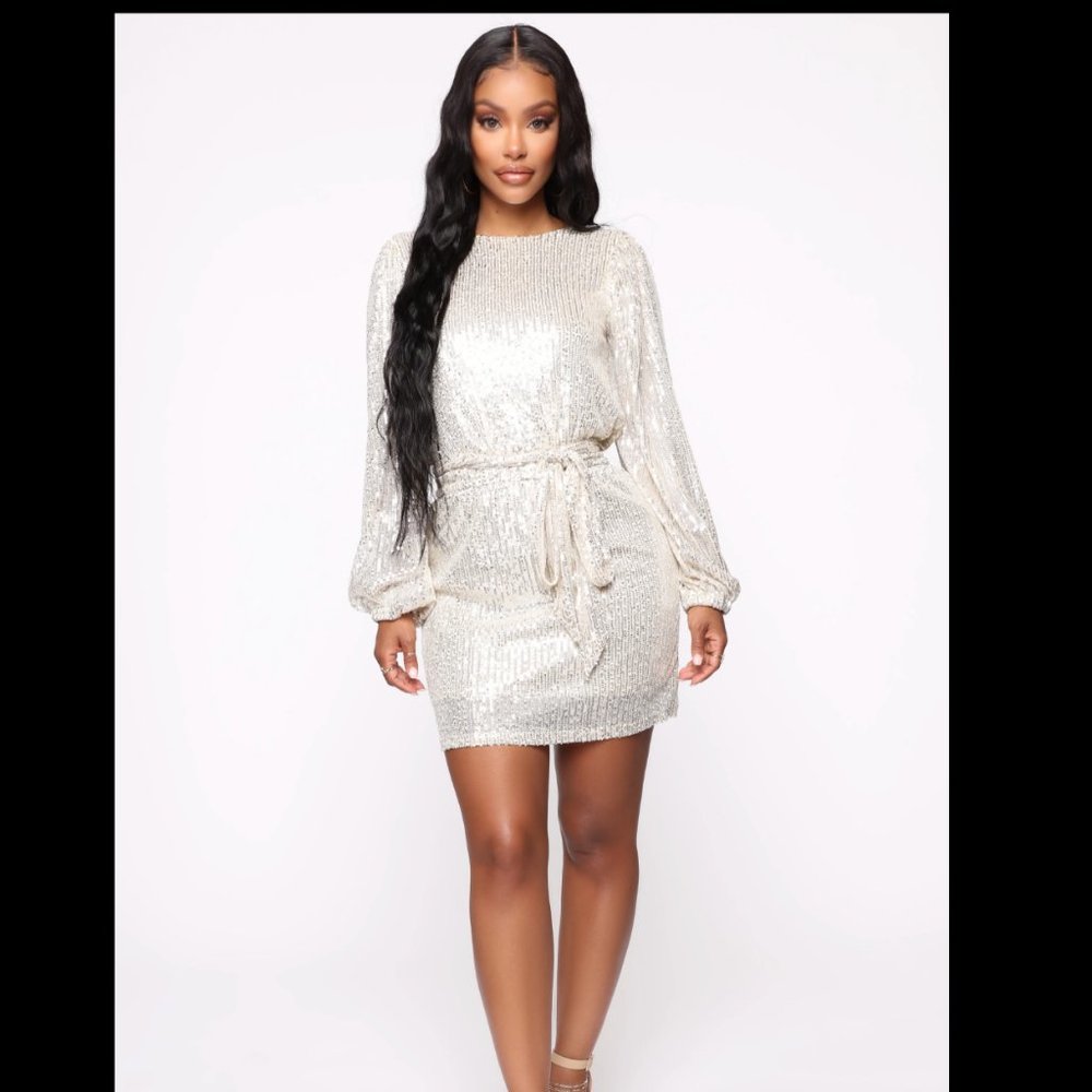 FASHIONNOVA champagne sequin mini dress size M
